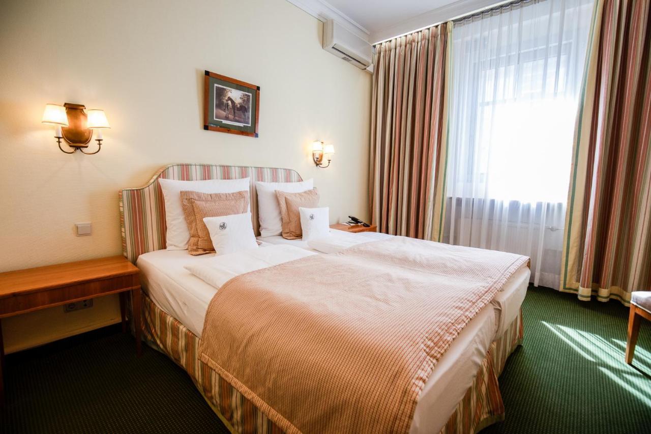 Romantik Hotel Zur Post Furstenfeldbruck Εξωτερικό φωτογραφία