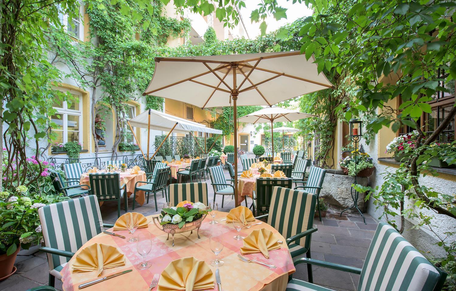 Romantik Hotel Zur Post Furstenfeldbruck Εξωτερικό φωτογραφία