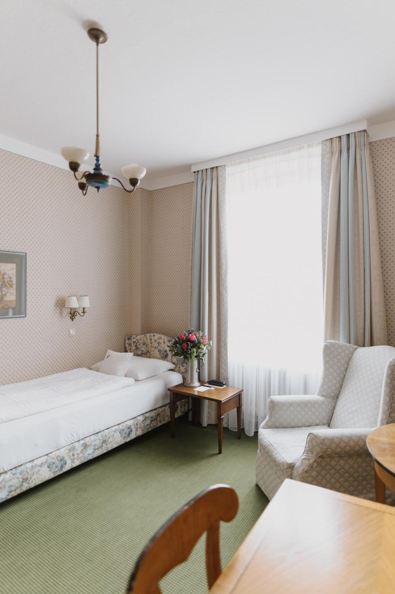 Romantik Hotel Zur Post Furstenfeldbruck Εξωτερικό φωτογραφία