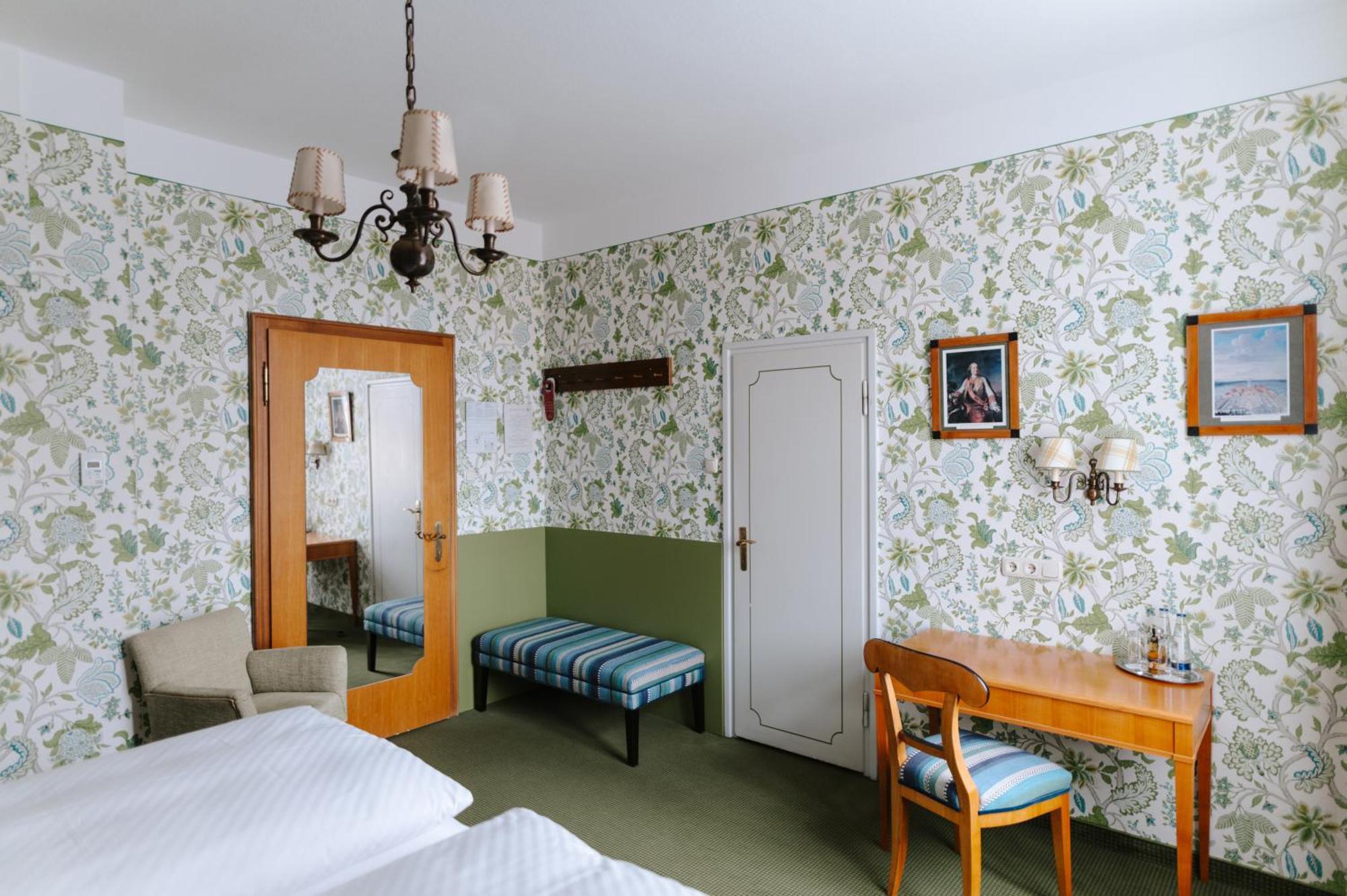 Romantik Hotel Zur Post Furstenfeldbruck Εξωτερικό φωτογραφία
