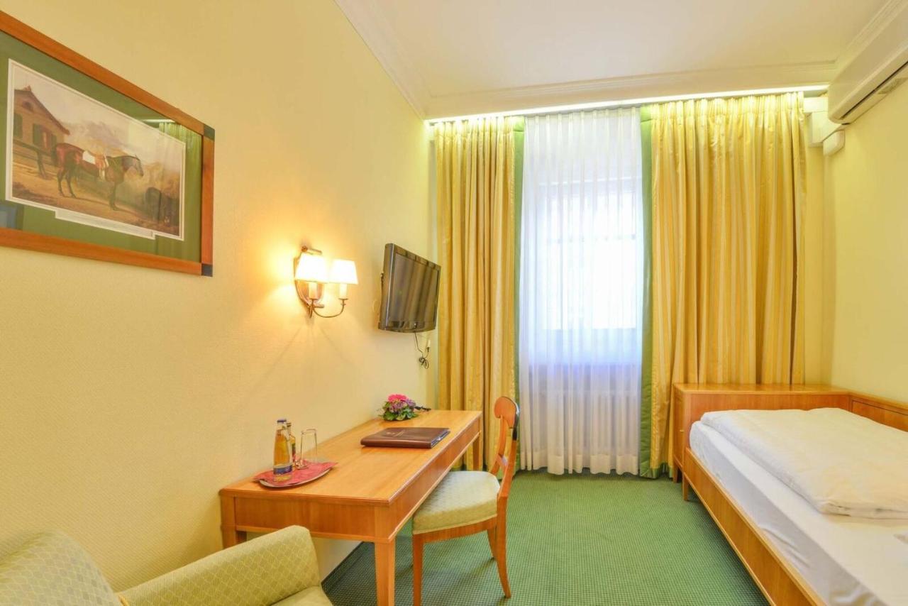 Romantik Hotel Zur Post Furstenfeldbruck Εξωτερικό φωτογραφία
