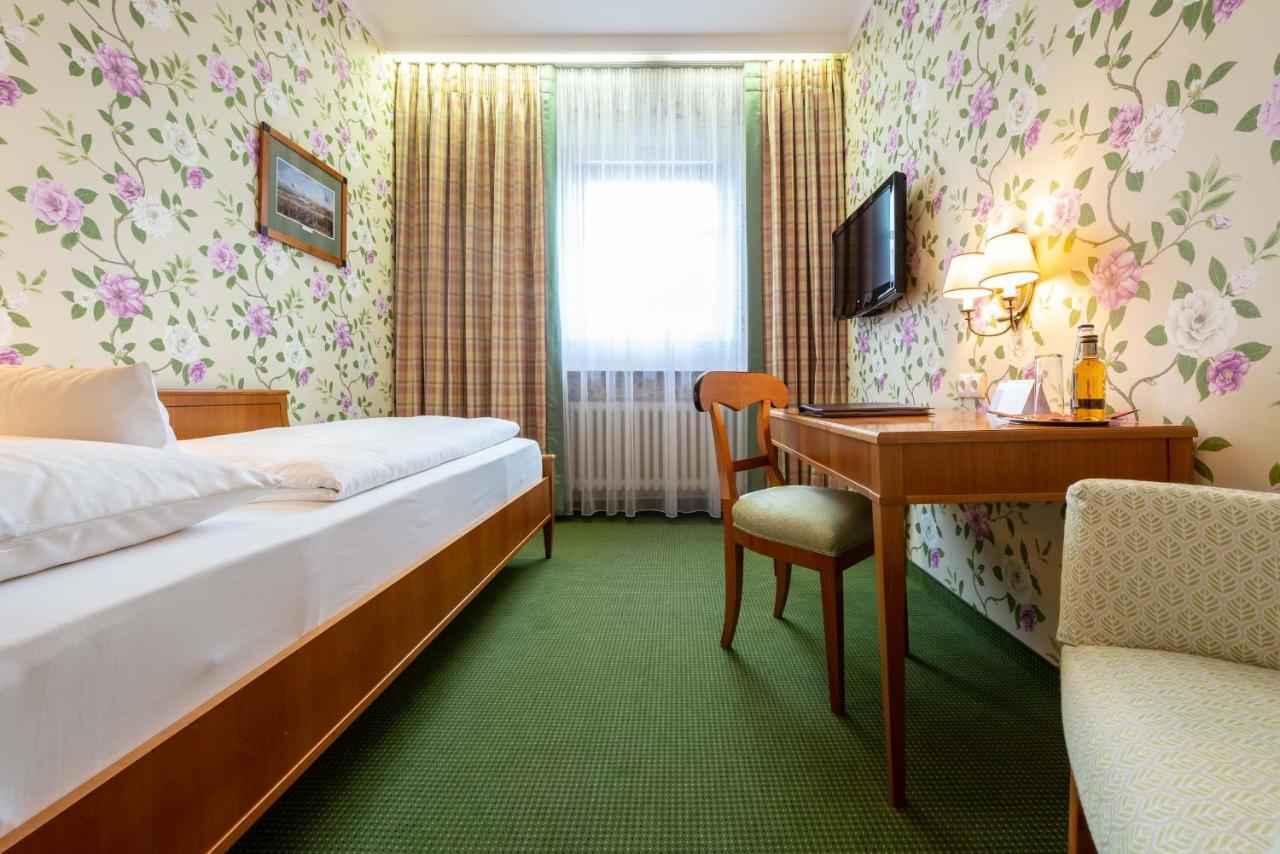Romantik Hotel Zur Post Furstenfeldbruck Εξωτερικό φωτογραφία